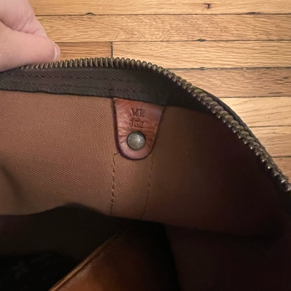 Vintage Louis Vuitton Keepall Bandoulière 50 Monogram - Picture 13 of 13